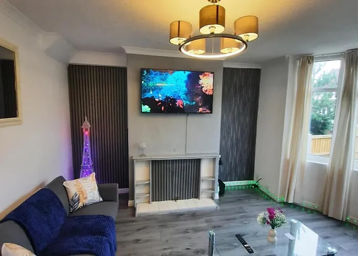 Near Headingley Stadium *