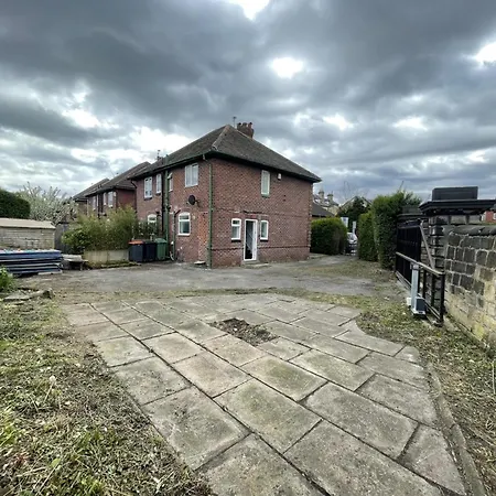 Near Headingley Stadium Vakantiehuis *